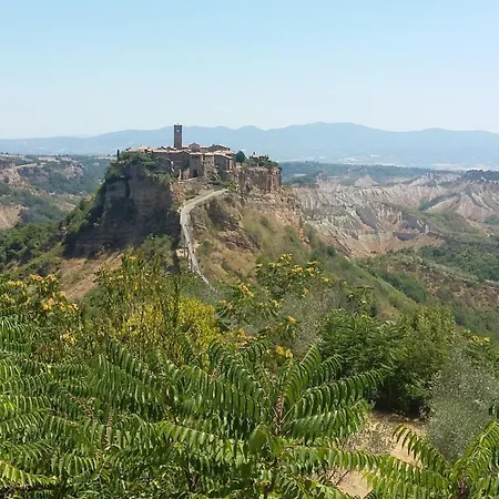 House Near Civita Di Bagnoregio - Amazing Panoramic View - Free Wi-fi * San Michele in Teverina